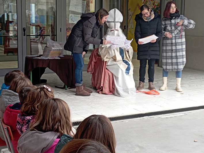 Visita de Ô grand Saint Nicolás